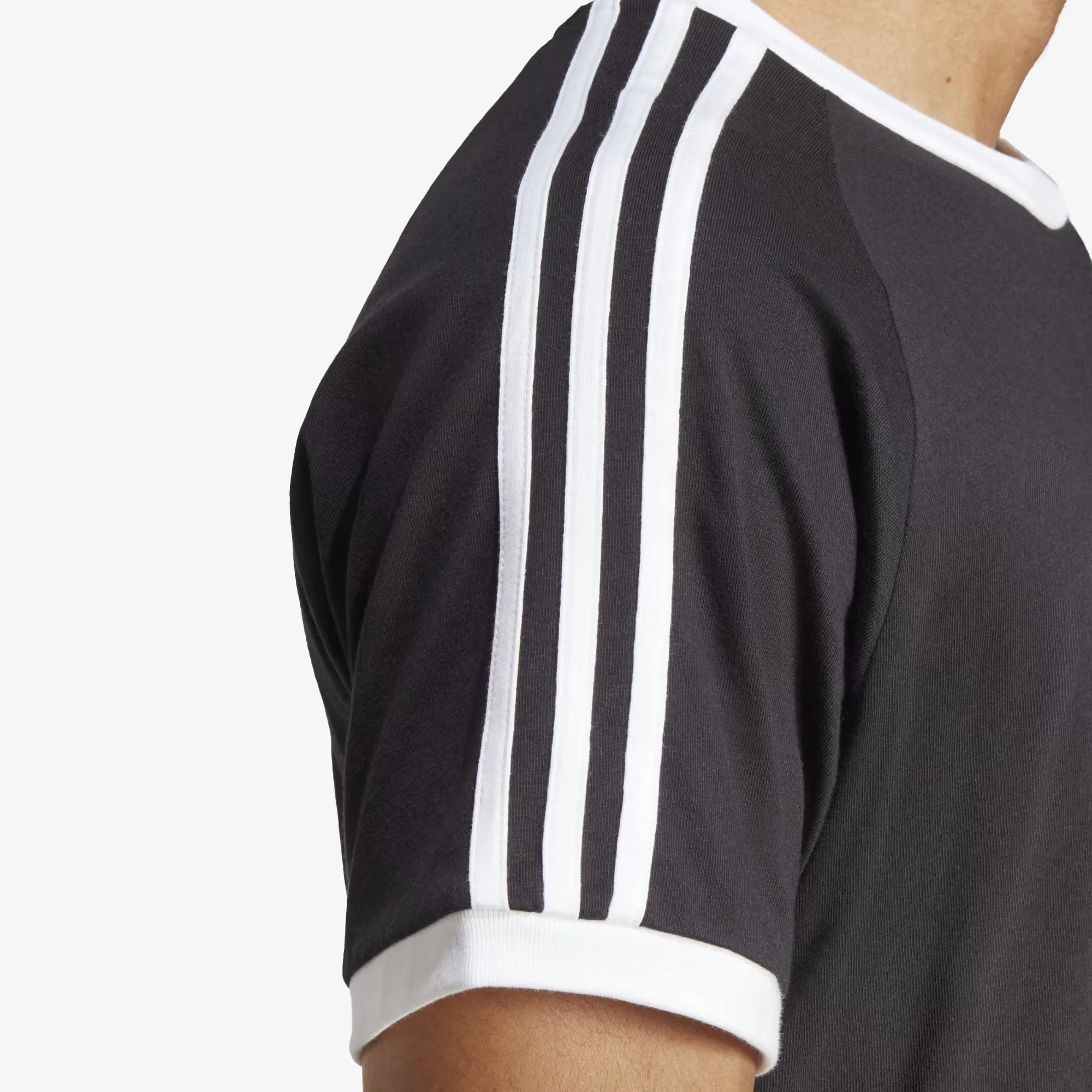 ADIDAS ORIGINALS | ADICOLOR CLASSICS 3-STRIPES TEE { BLACK