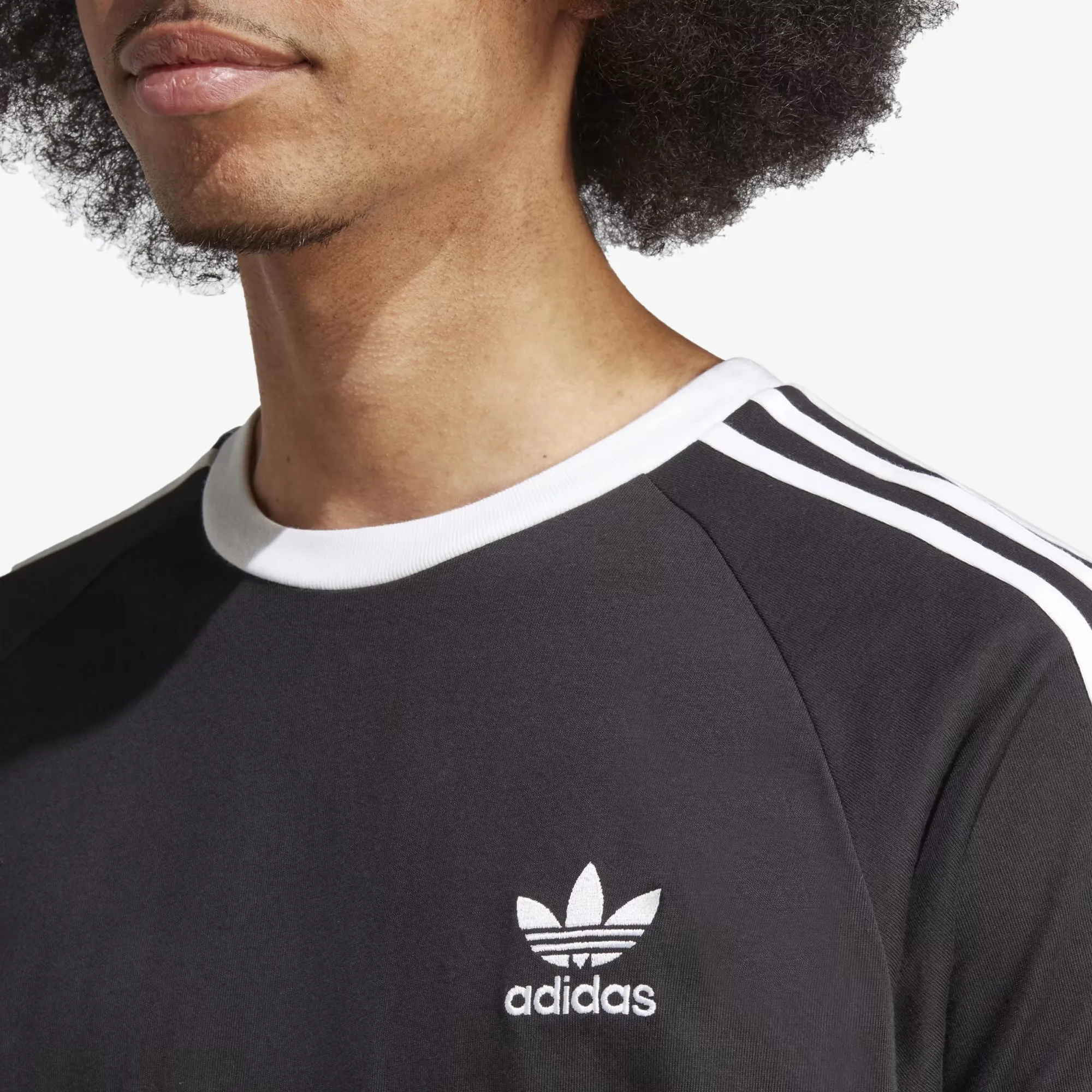 ADIDAS ORIGINALS | ADICOLOR CLASSICS 3-STRIPES TEE { BLACK