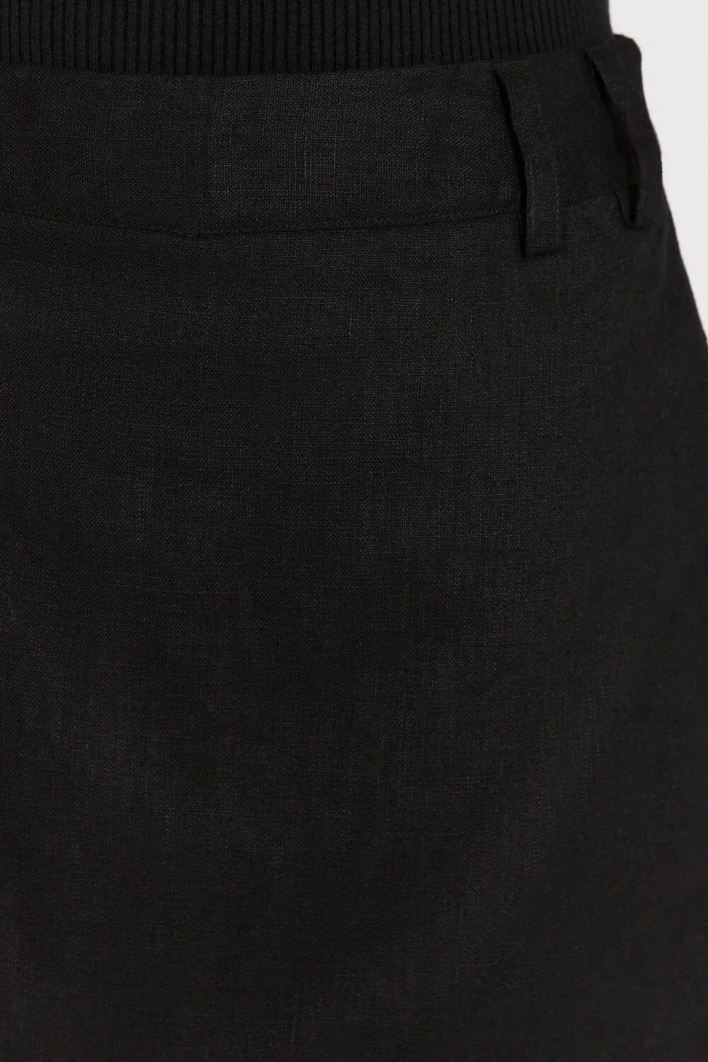 ASTER BLACK LINEN SKORT