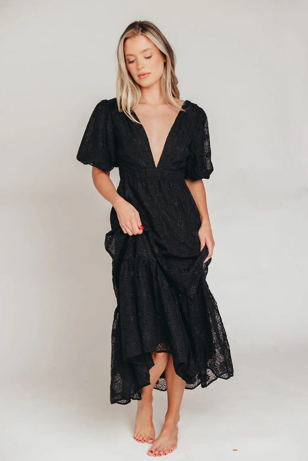 ASTR Jaxine Maxi Dress in Black