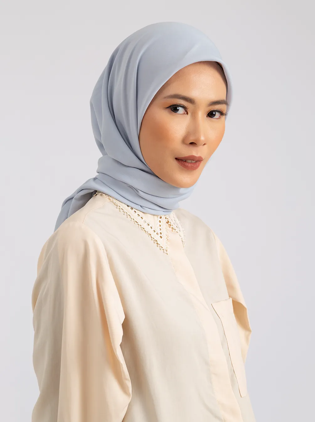 AYDA TOP PLAIN BUTTERCREAM