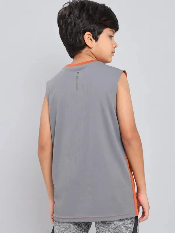 Boys Printed Slim Fit Crew Neck T-shirt with TECHNO GUARD