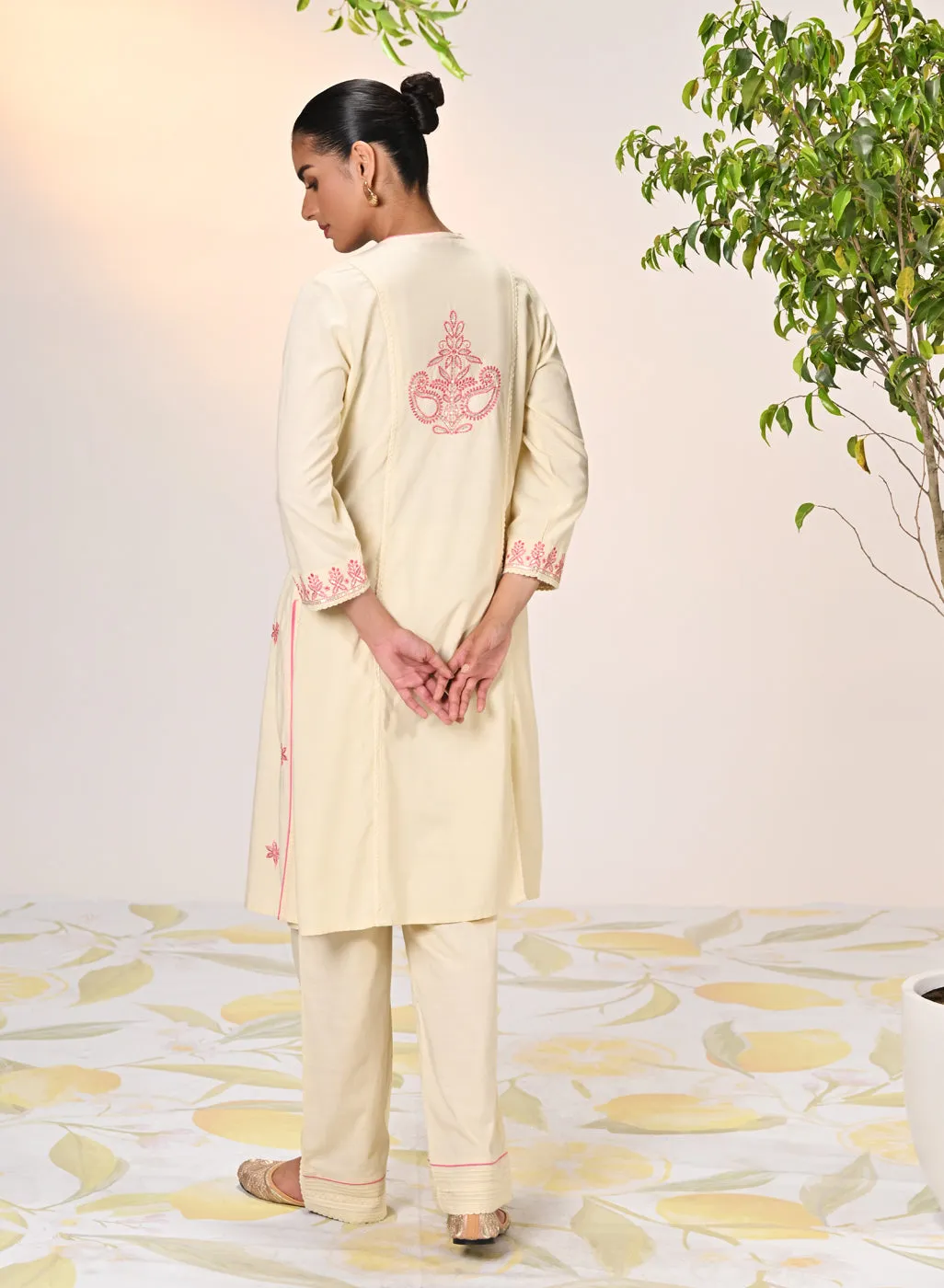 Gulaab Butter Embroidered Cotton Linen Kurta Set for Women