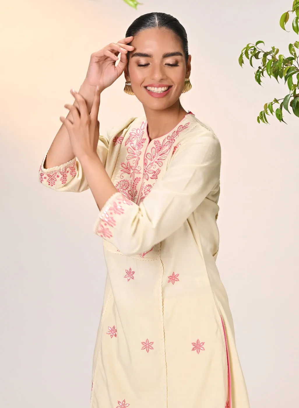 Gulaab Butter Embroidered Cotton Linen Kurta Set for Women