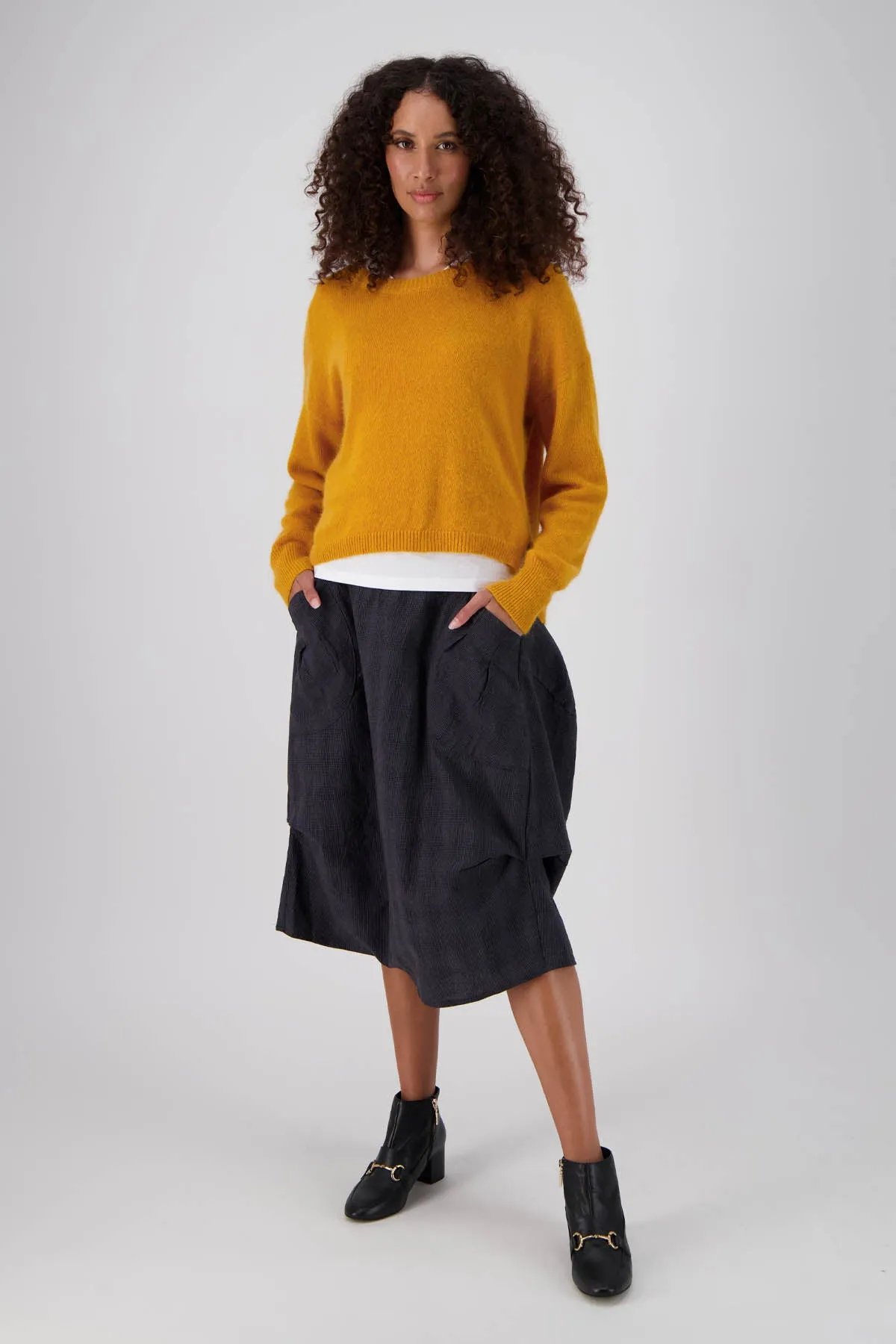 Milwaukee Textured Skirt Charcoal