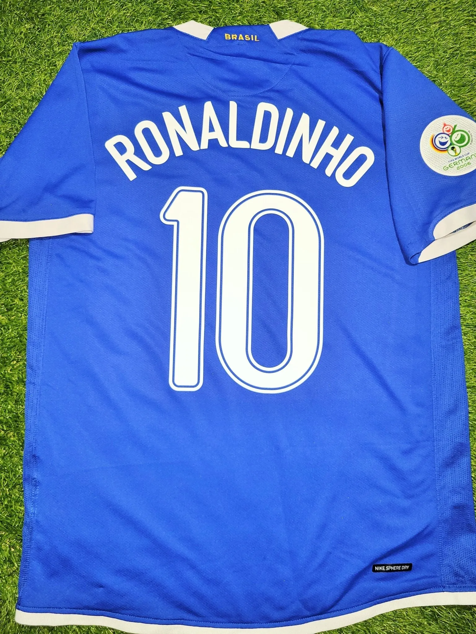 Ronaldinho Brazil 2006 WORLD CUP Away Soccer Jersey Shirt M SKU# S6DHA 103890