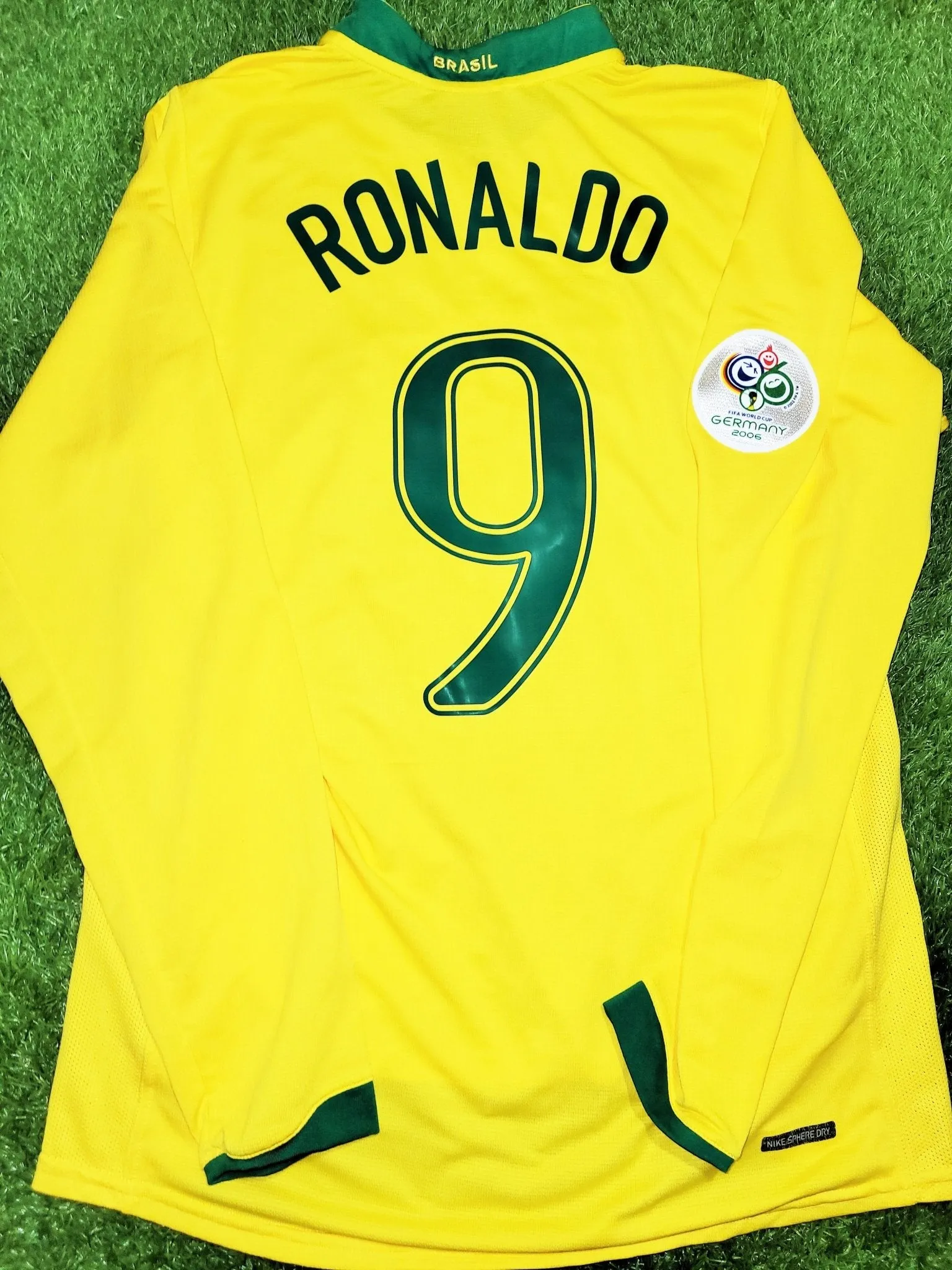 Ronaldo Brazil 2006 World Cup Home Long Sleeve Soccer Jersey Shirt M