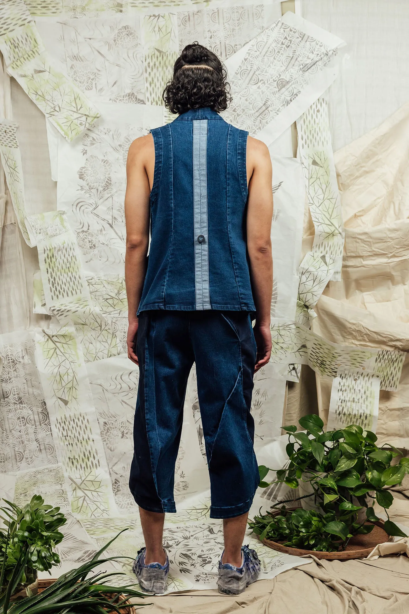 SL24 FIYAN APRON TIE VEST - DENIM