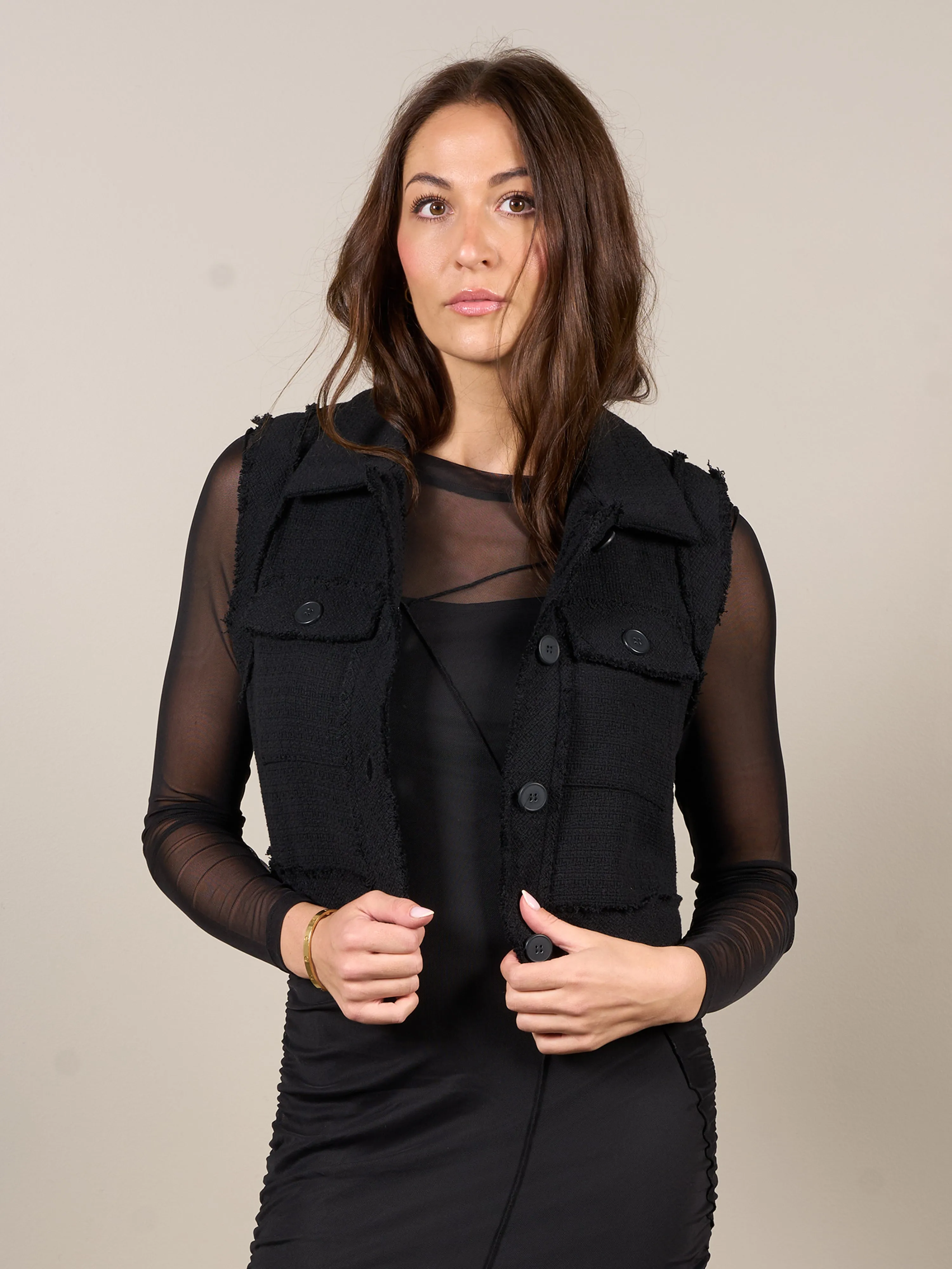 TALA Bouclé vest - Black