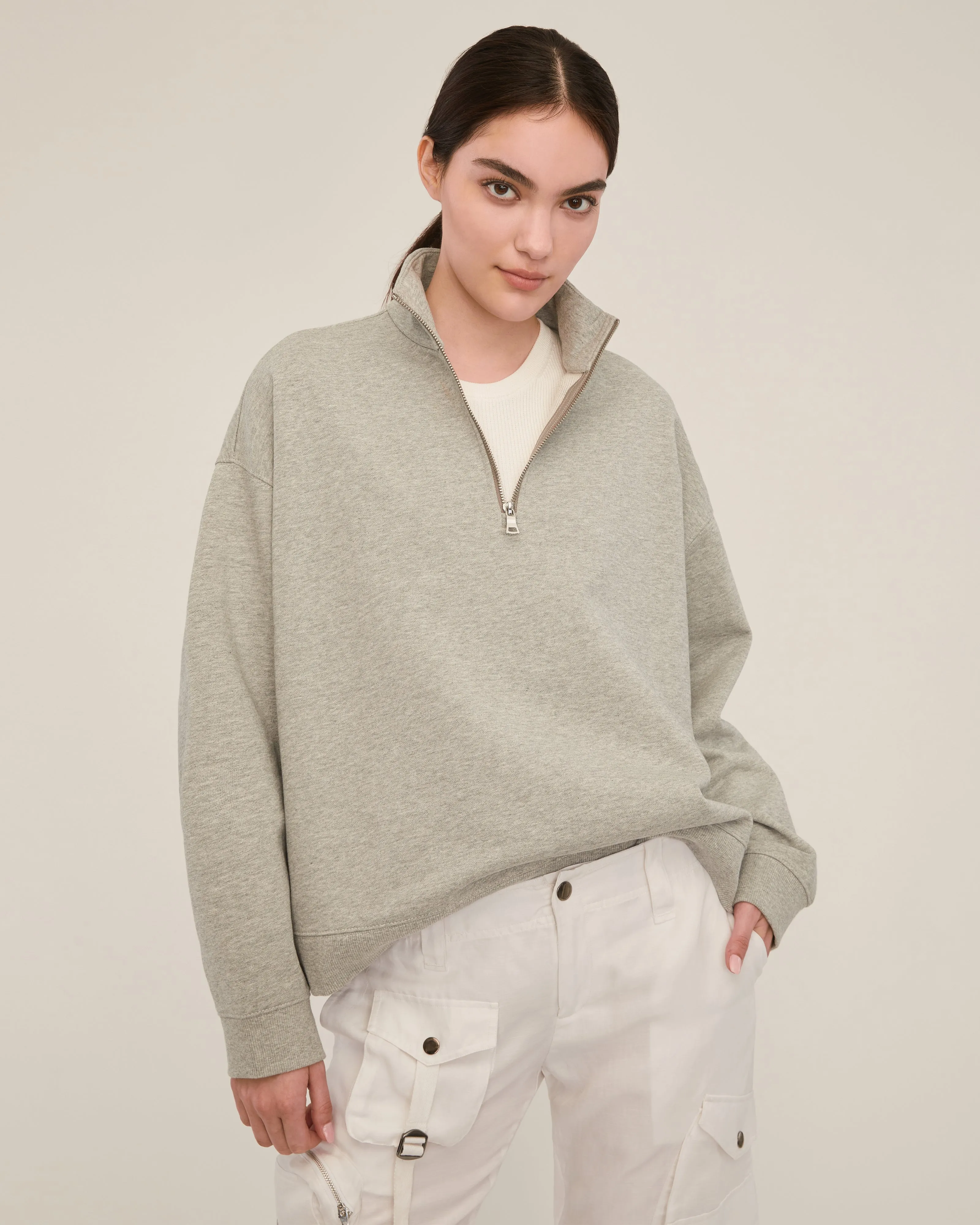 Teagan Quarter Zip Sweatshirt in Heather Grey