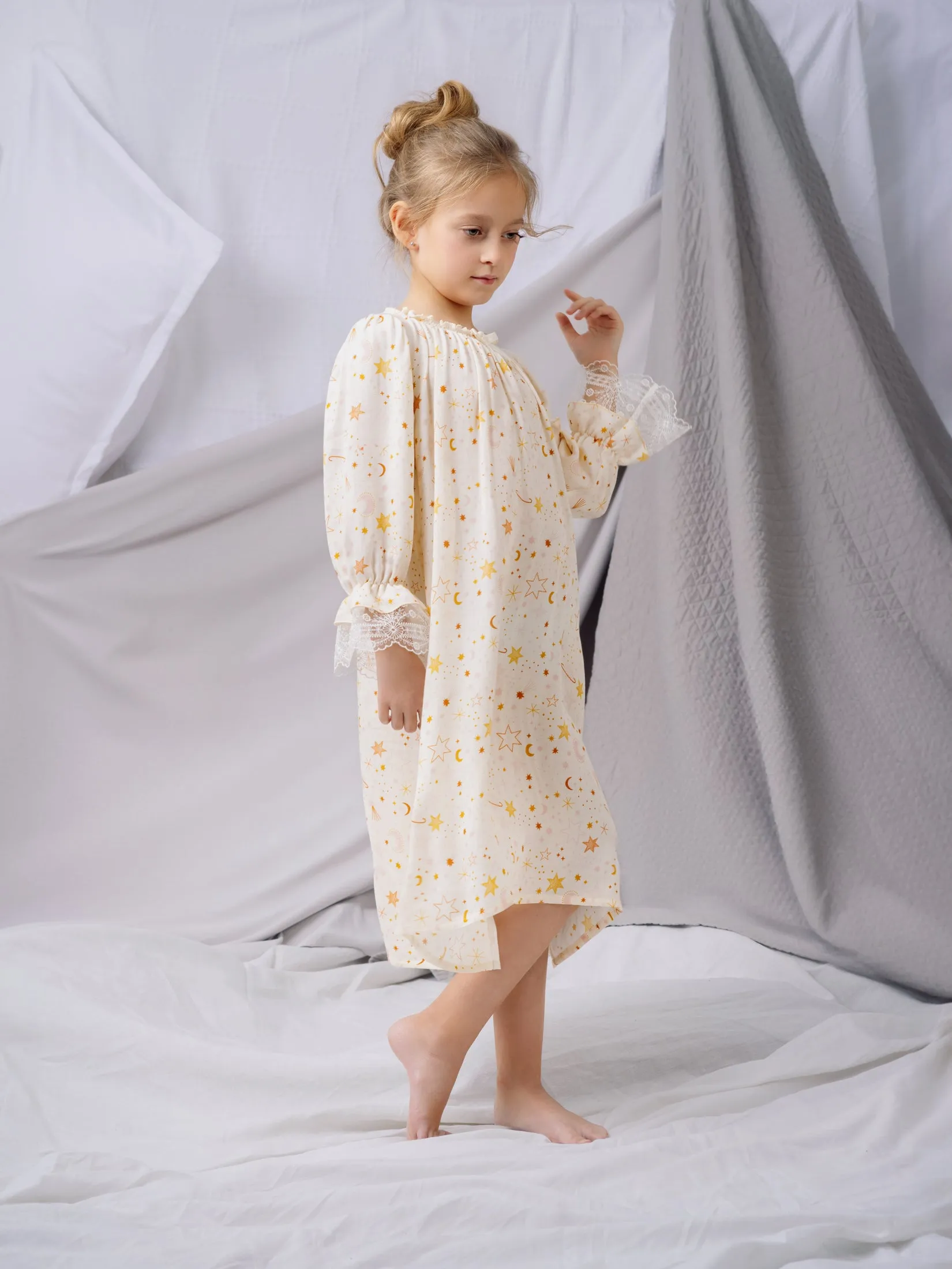 VICTORIA - GIRLS' NIGHTDRESS BEIGE STARS