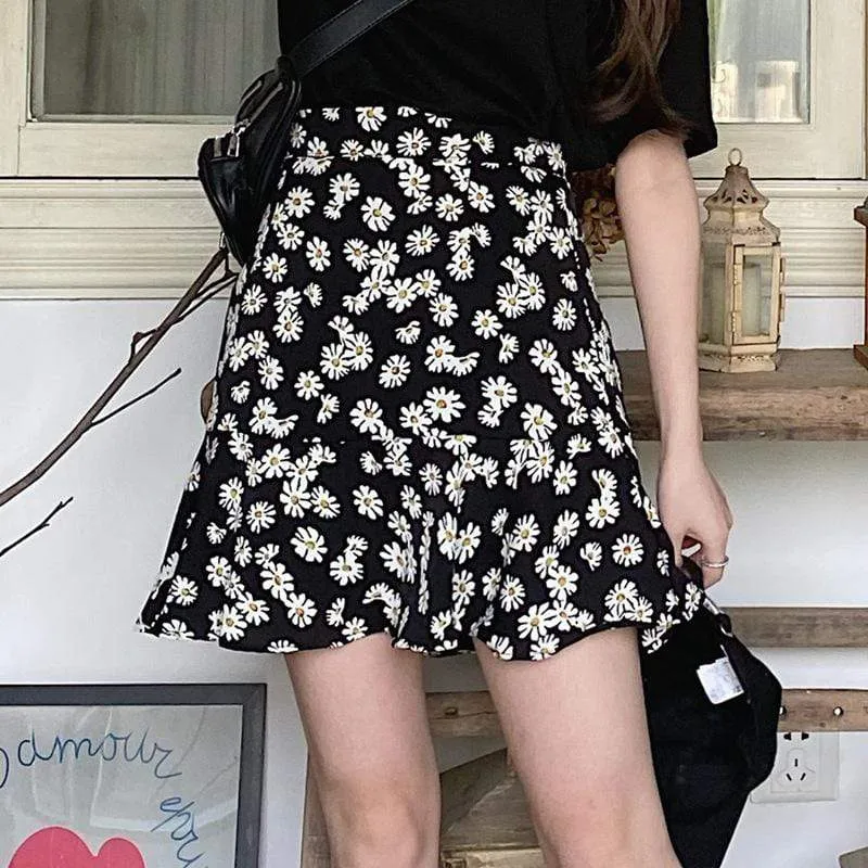 Women's Cute Daisy Printed Skirts